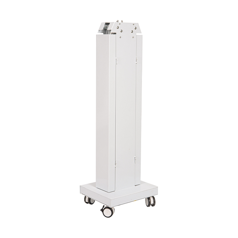 Vozík na sterilizaci UV lamp se čtyřmi trubicemi Vozík na sterilizaci UV lamp se čtyřmi trubicemi